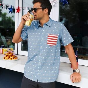 NWT - Tipsy Elves Men’s American Pride Button Down